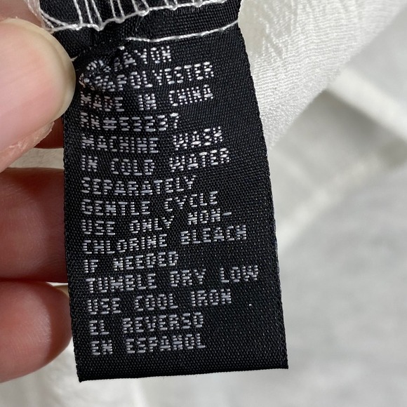 Unique Spectrum Peasant Top Bell Sleeve Tassel Tie White Blouse 1X - Picture 6 of 10